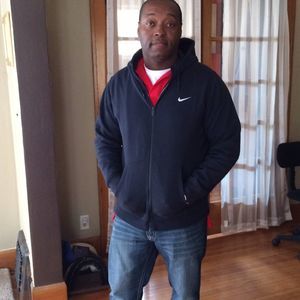 Meet your Posher, Dee